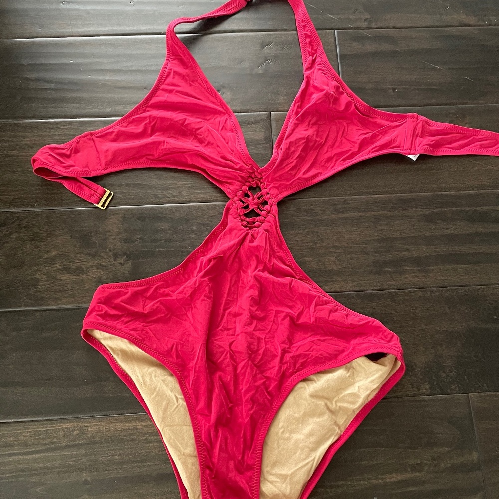 BCBG MAXAZRIA MONOKINI BEERY RED sz M